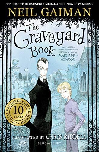 Capa do livro The Graveyard Book